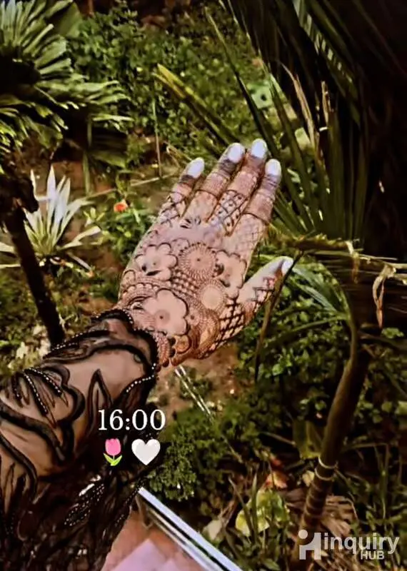 Harshi S Henna