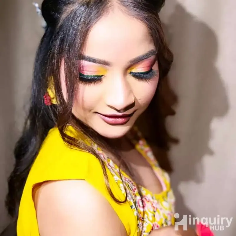 Yashi Makeover Artist