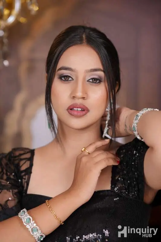 Priyanka Makeup Artist And Hair Stylist