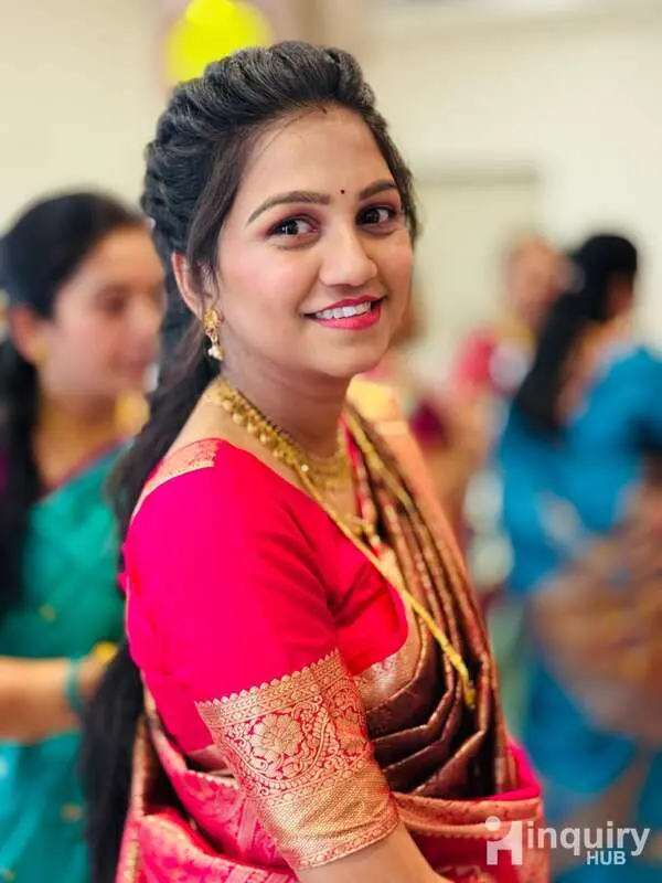 Glossy Glamm Professional Beauty Salon