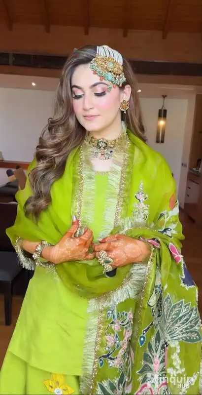 Samua Makeup Artist