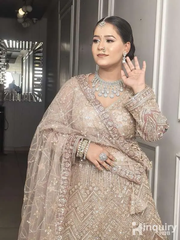 Isha Makeover Artist