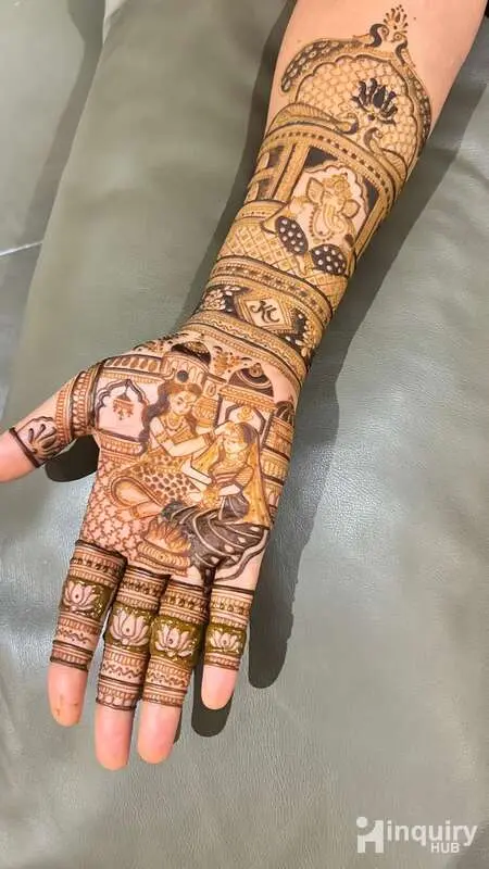 Khushi Mehndi Artist