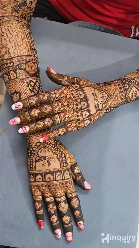 Darshu Mehandi Artist