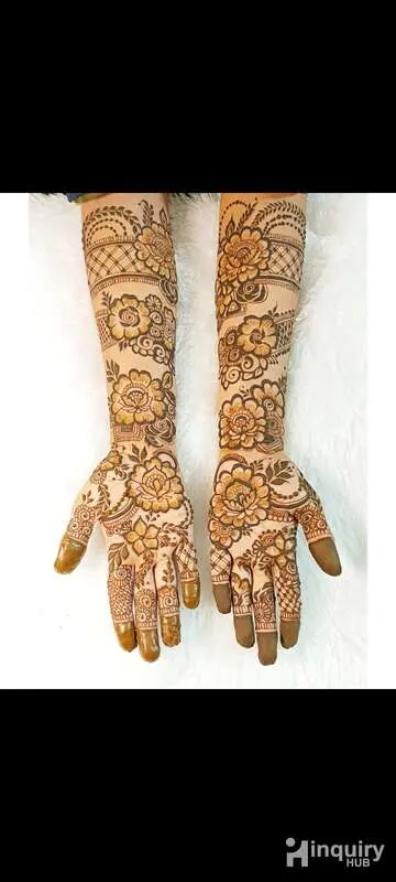 Afreen Mehndi Artist