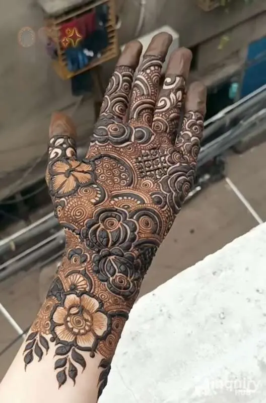 Sobu Mhndi Art