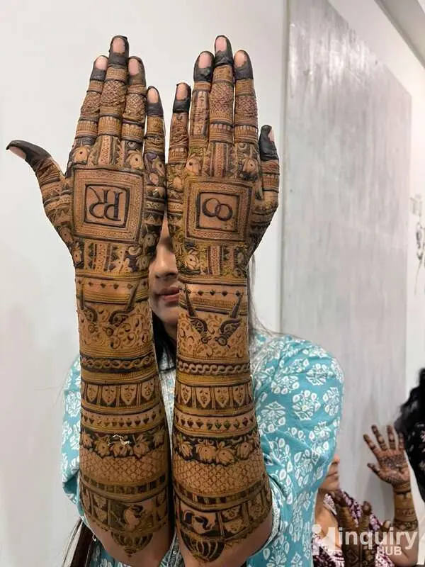 Shweta Mehendi Artist