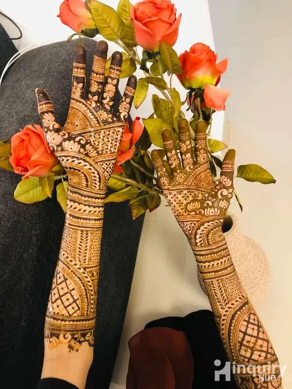 Henna Bloom