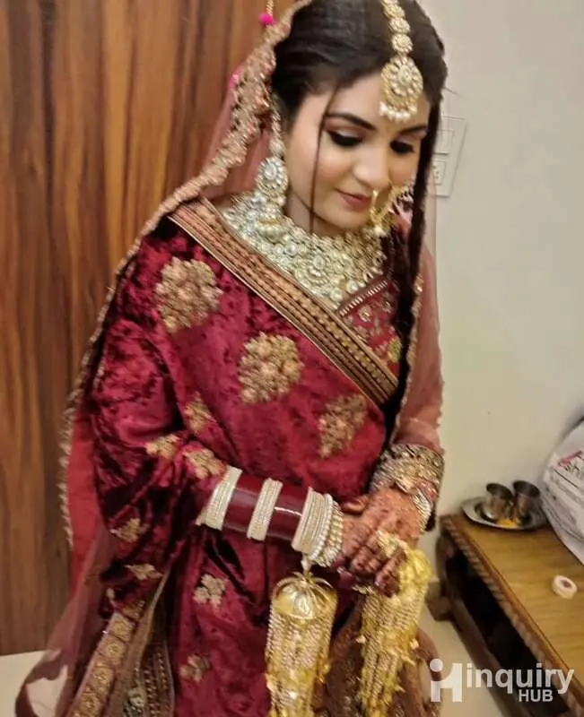 Looks Beauty Salon
