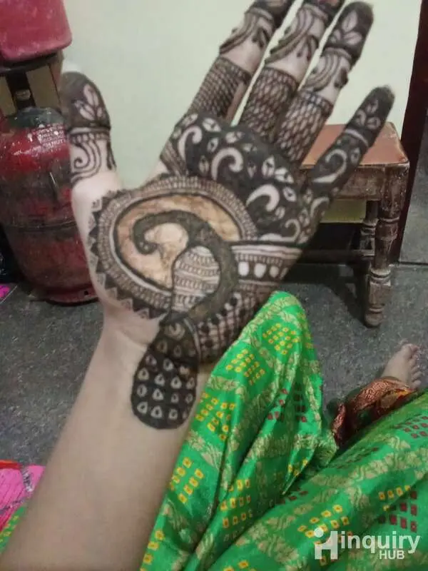 Salonikumari  Makeup Artists