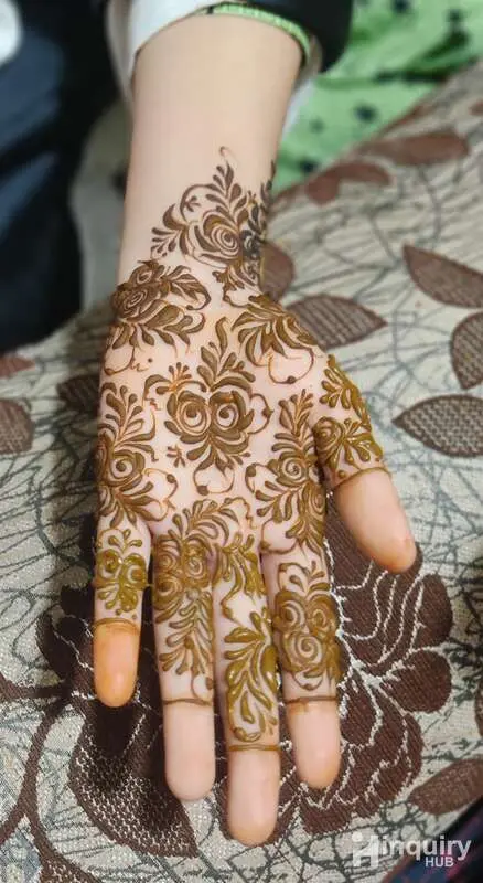 Shireen Mehndi Artist