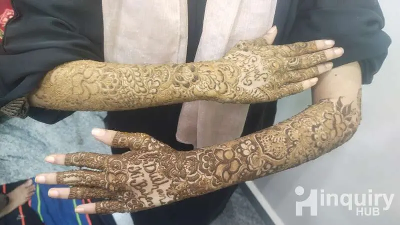 Am Mehndi And Beautician Academy