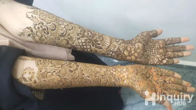 Am Mehndi And Beautician Academy