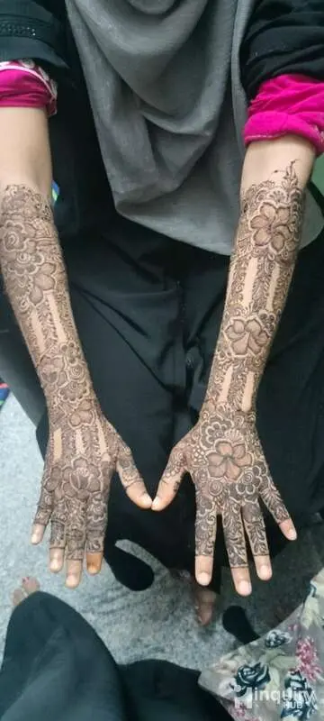 Am Mehndi And Beautician Academy