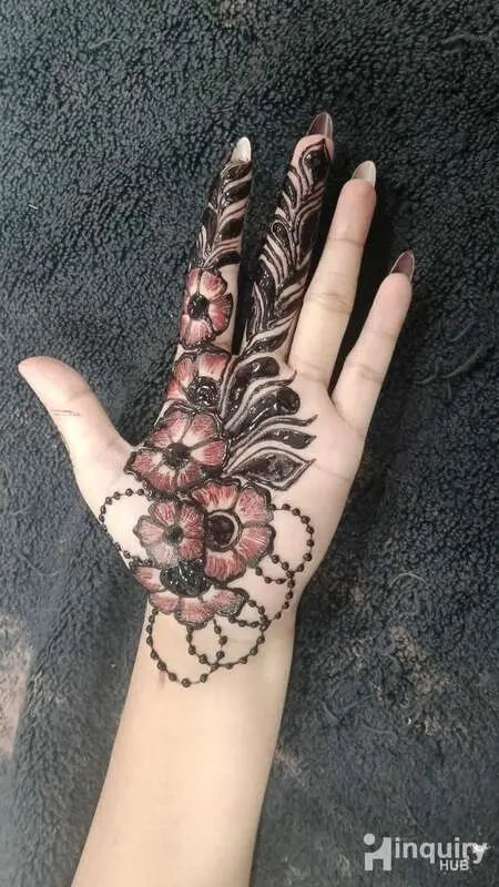 Tulsi Mehndi Art