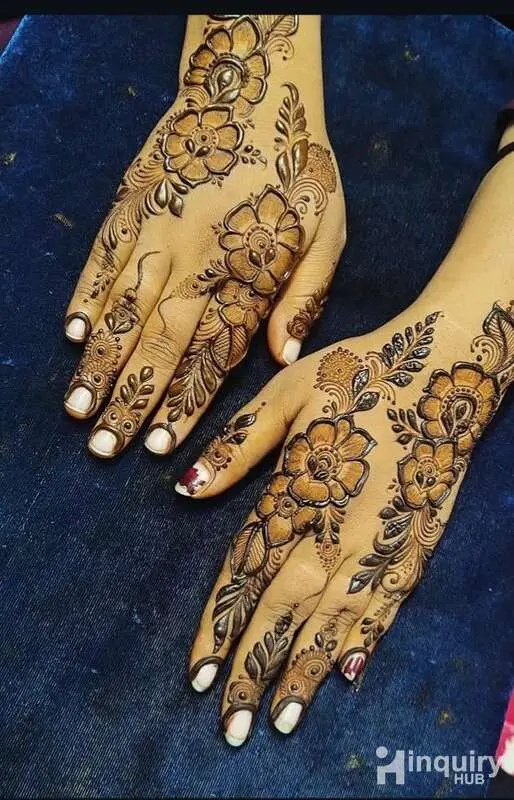 Tulsi Mehndi Art