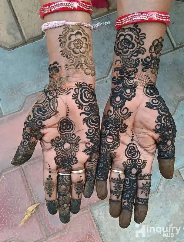 Ankita Mehndi Artist