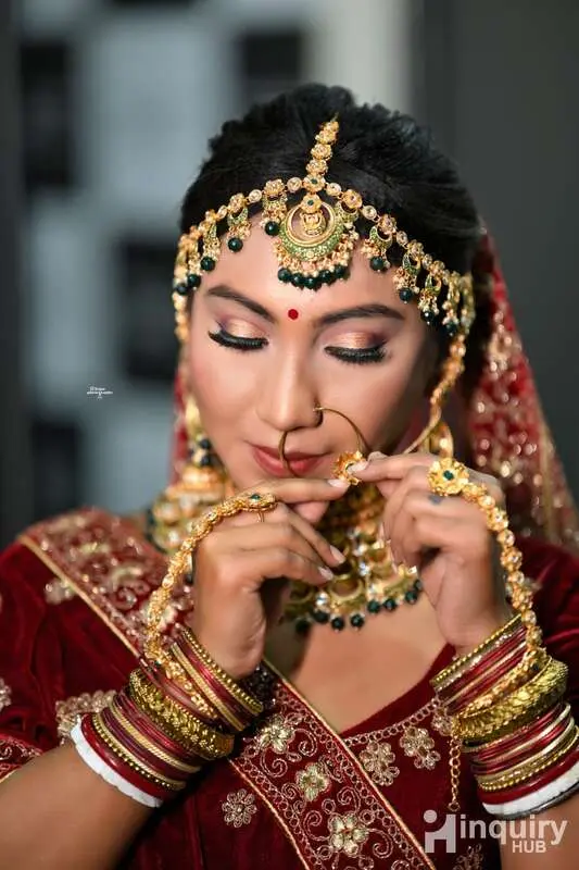 Sakshimakeupartist