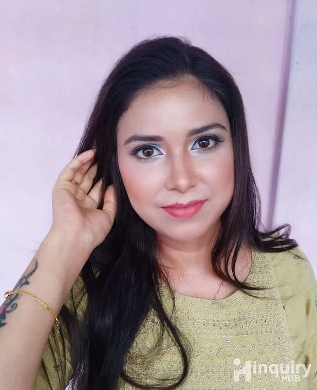 Tanosree Makeups Artist