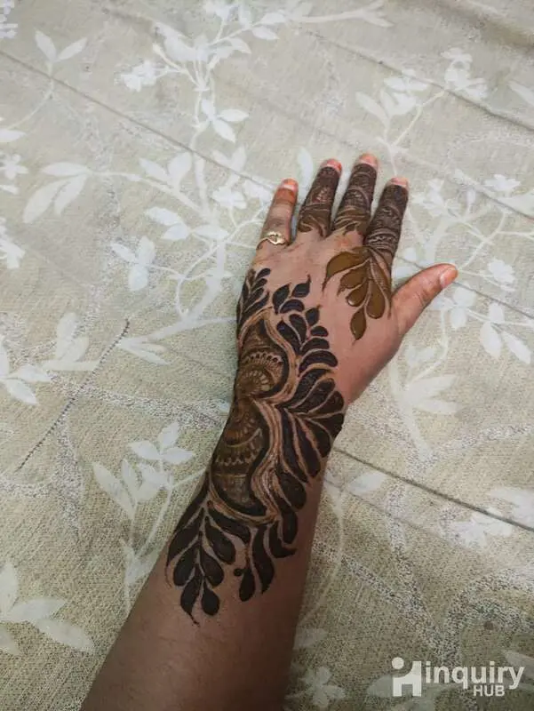 Iffah Mehndi Art