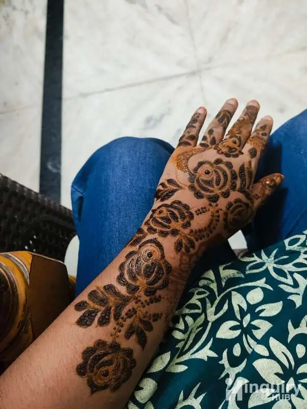 Iffah Mehndi Art