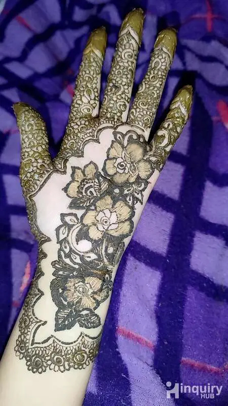 Arzoo Mehndi Artist