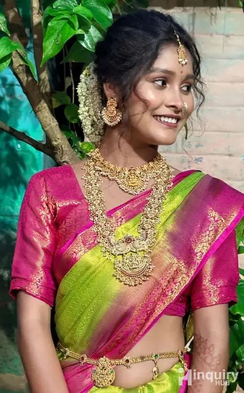 Khushi Makeup N Mehendi Artist