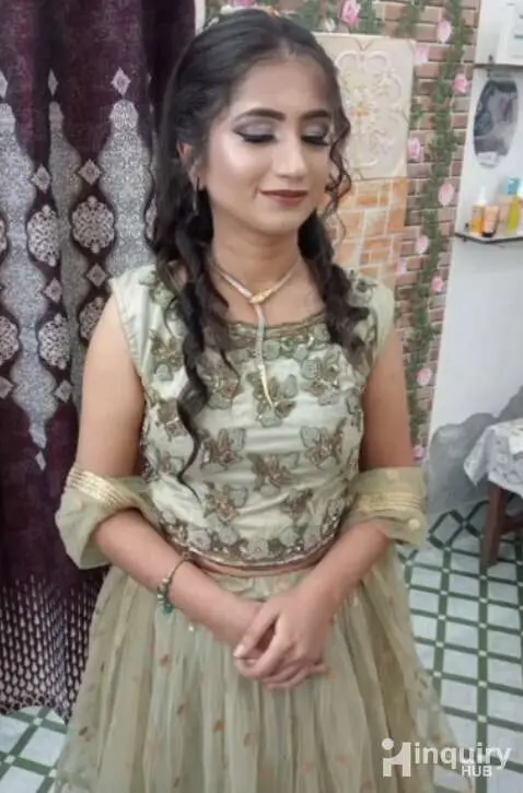 Meenu Makeovers