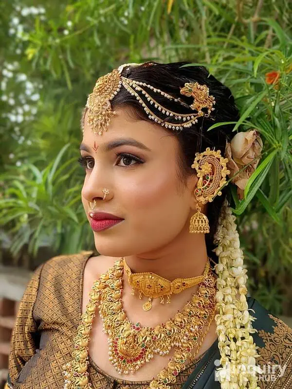 Vaishnavi Makeover  Artist