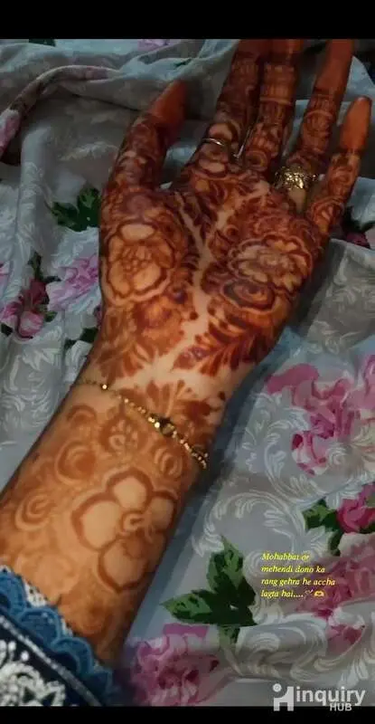 Zoha Jabeen Mehndi Artist