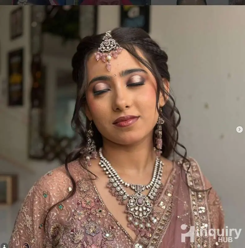 Manisha Makeup Artist Noida