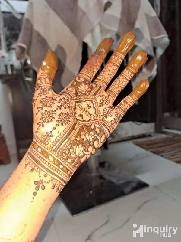 Tanishq Mehndi Artist