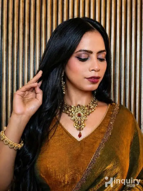 Aditi Jha Freelancer Makeup Artist