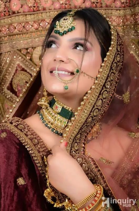 Make Up Artist Fiza Khan