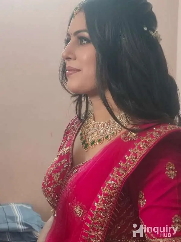 Pari  Beauty Parlour