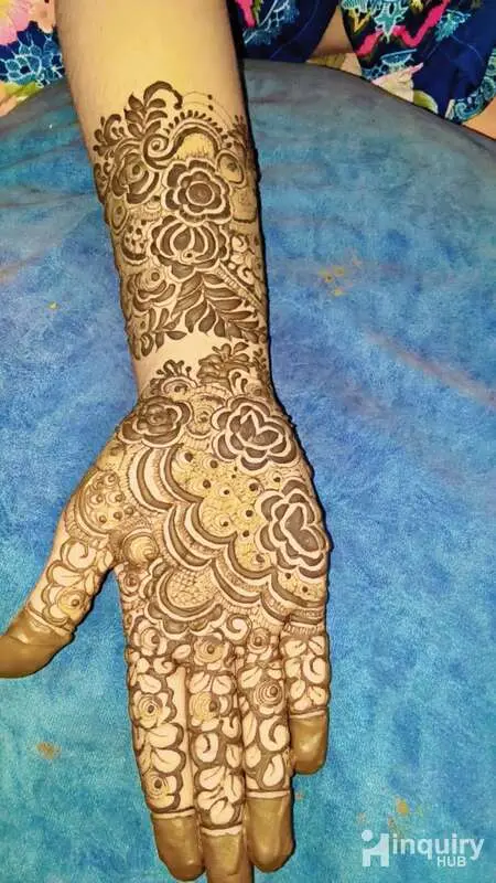 Subiya  Mehendi