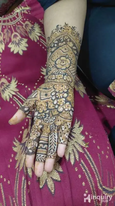Subiya  Mehendi