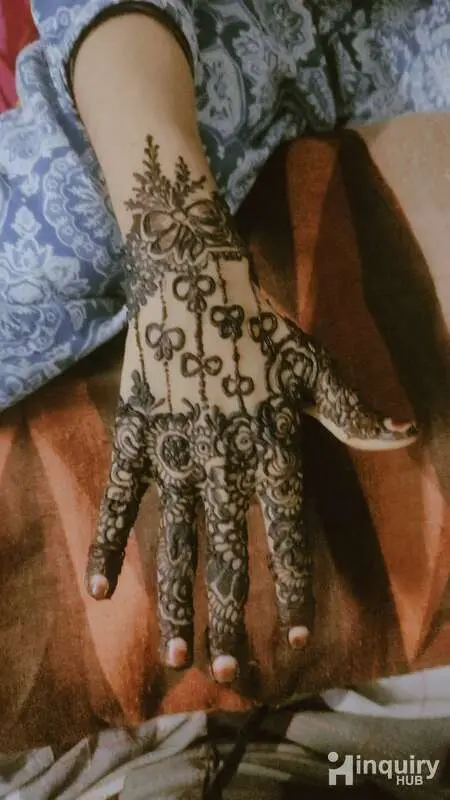 Sameera Shaik Mehndi Artist