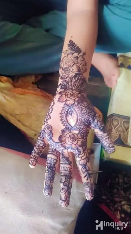 Sameera Shaik Mehndi Artist