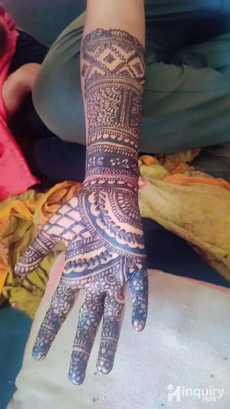 Sameera Shaik Mehndi Artist