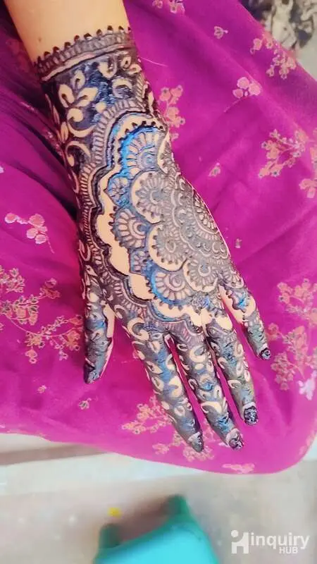 Sameera Shaik Mehndi Artist