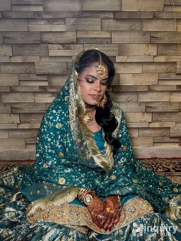 Hariya Makeovers