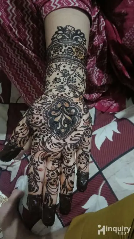 Sajida Mehndi Artist