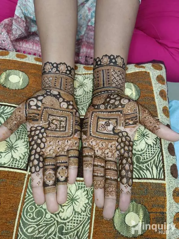 Babli Mehndi Designer