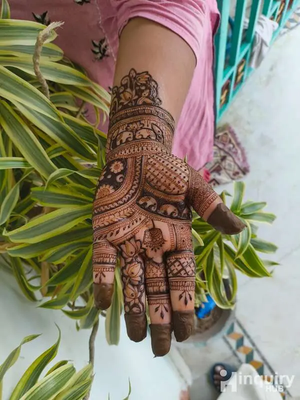 Divya Mehandi Artist