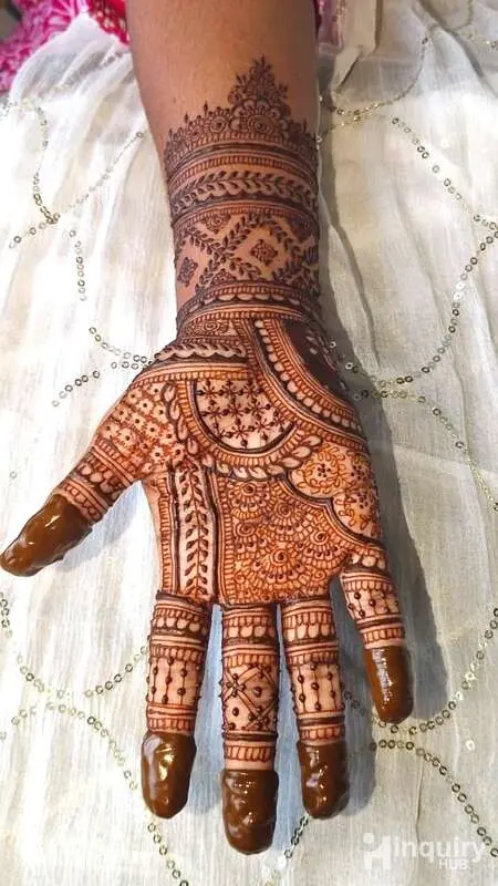 Divya Mehandi Artist