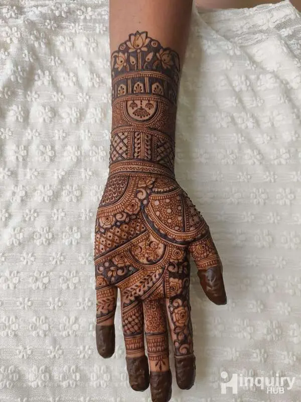 Divya Mehandi Artist