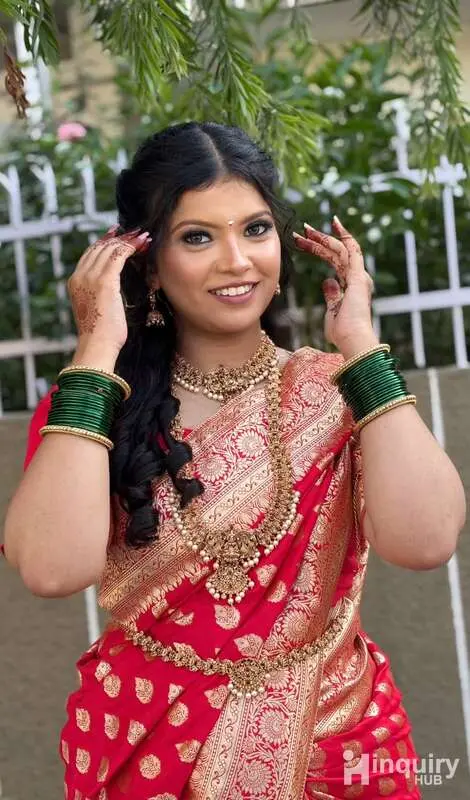 Gungun Makeup Artist