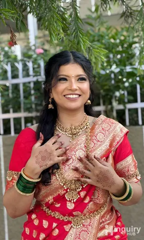 Gungun Makeup Artist