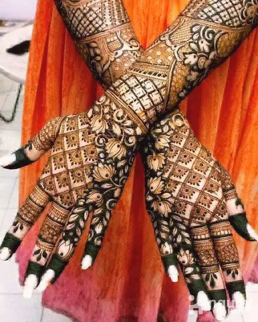Royal Heena Zone
